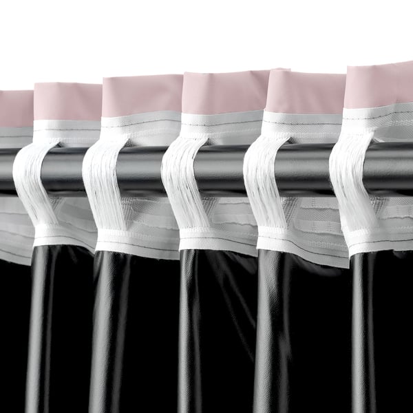 Viisi verhoa, joissa on vaaleanpunaiset yläosat ja valkoiset lenkit, roikkuvat, mikä osoittaa, kuinka valoa estävä kangas ja helposti ripustettavat lenkit toimivat.