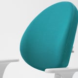 Kirkas sinivihreä työtuoli, jossa on säädettävä korkeus ja kulma, jossa on tukeva kangas ja ergonominen muotoilu.