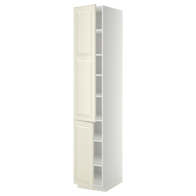 Ikea METOD luonnonvalkoinen keittiökaappi hyllyillä.