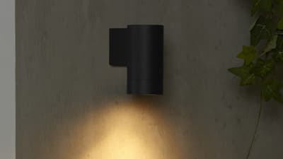 Outdoor wall lamps