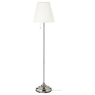 ÅRSTID golvlampa: elegant silverfärgad, justerbar, konisk vit skärm för diffust ljus.