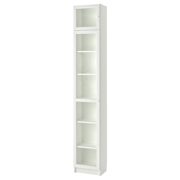 Vit BILLY bokhylla; Höga, rektangulära, 5-hyll, glasdörrar, modern, minimalistisk design.