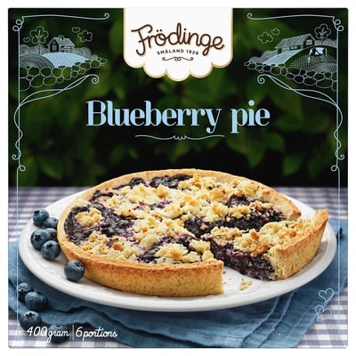 Föreställ dig en blåbärspaj med en saknad bit. Omgiven av färska blåbär. FRÖDINGE varumärke.