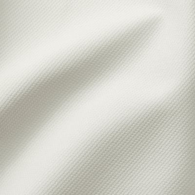 Närbild av HYLTARP-tyg, som visar dess slitstarka, halvmjuka, strukturerade väv.