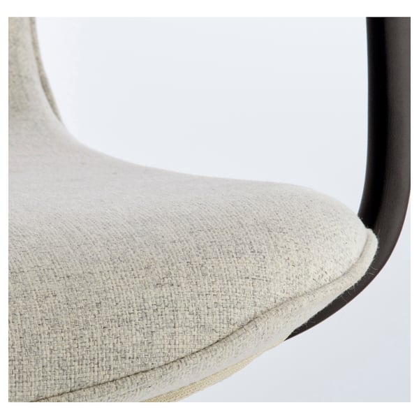 Närbild på den moderna kontorsstolen LÅNGFJÄLL med sits i tweed och metallram.