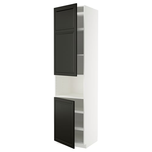 Ett vitt och svart METOD-köksskåp med två flyttbara hyllor och en dörr, med en elegant och modern design.