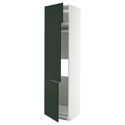 Vitt skåp METOD med gröna Havstorp dörrar; Hög, rektangulär, modern design.