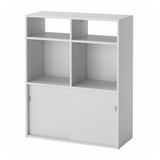 SPIKSMED vitt förvaringsskåp, skjutdörrar, öppna och stängda hyllor, minimalistisk design.