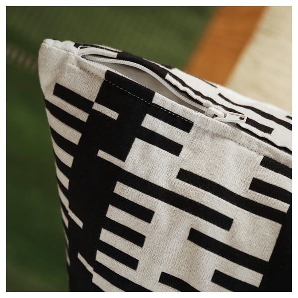 STOCKHOLM 2025 Kuddfodral, off-white/svart, 50x50 cm