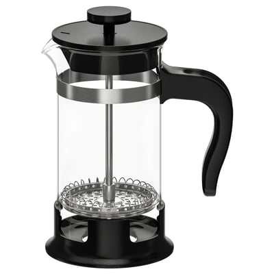 UPPHETTA svart kaffe/tebryggare. Glasburk, plasthandtag, filter i rostfritt stål, står på svart botten.