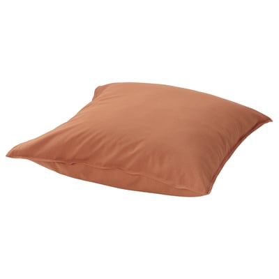 Une taie d’oreiller ÄNGSLILJA en orange brûlé, en coton doux. Il est de forme carrée avec une fermeture enveloppe.