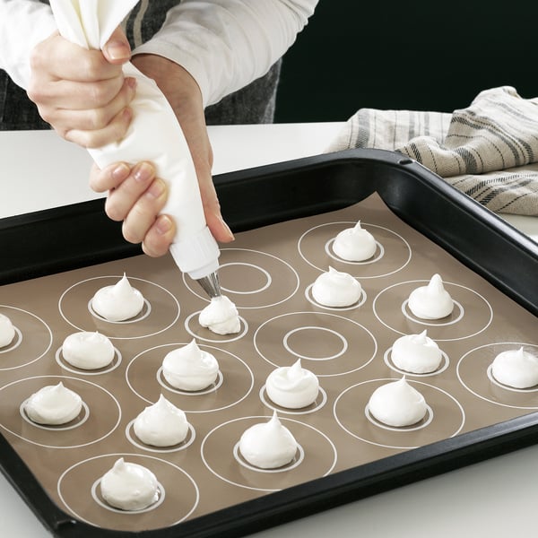 Nettoyer un Tapis de Cuisson en Silicone : comment faire ?