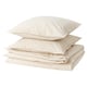 Option : Parure de lit BERGPALM, beige à fines rayures, coton doux, taies d’oreiller enveloppe avec fermeture à boutons, soigneusement pliées.