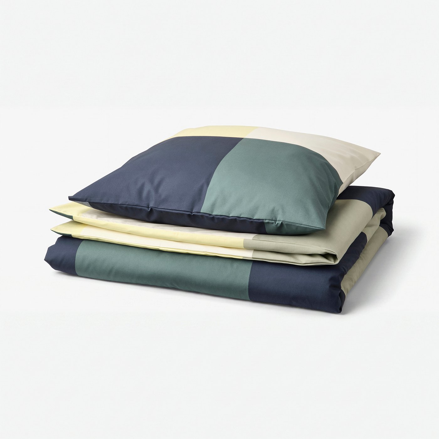 Literie BRUNKRISSLA en nuances bleu-vert avec motif à damiers, pliée soigneusement, en 54 % coton et 46 % viscose.