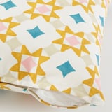Housse de coussin à imprimé géométrique coloré avec fermeture éclair, adaptée au coussin intérieur de 50x50 cm.