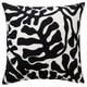 Coussin carré abstrait noir et blanc à motif de feuilles avec fermeture éclair, fabriqué à partir de polyester recyclé.
