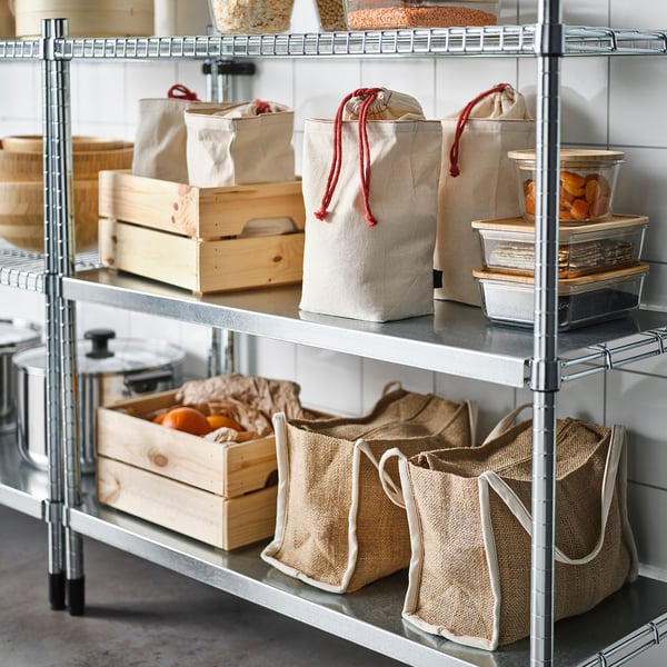 Étagère en métal avec sacs en tissu : GULLRISMOTT, beige, coton, rectangulaire, design organisé.