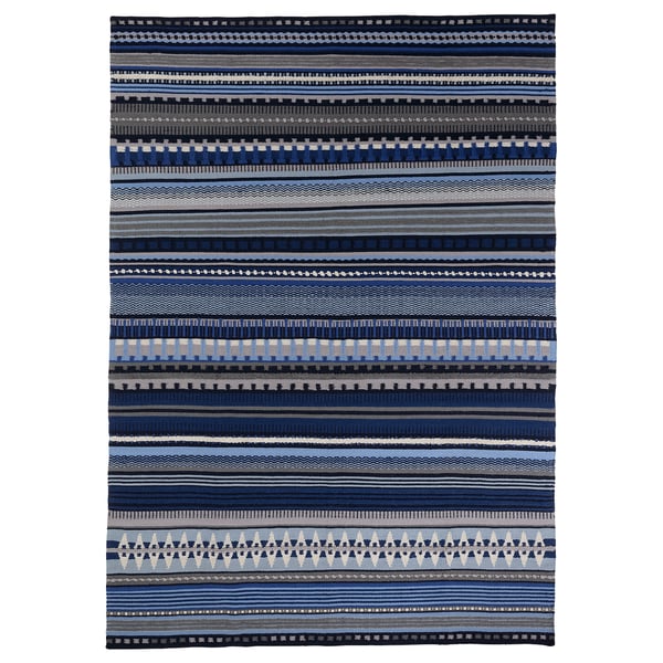Tapis rayé bleu et neutre, HARSVANS, coton et laine, géométrique, style vintage.