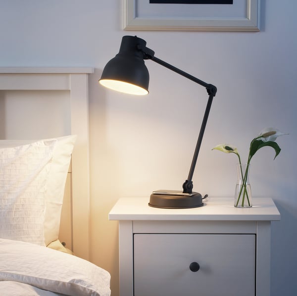 HEKTAR Lampe bureau+station charge s fil, gris foncé - IKEA