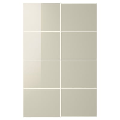 HOKKSUND : ensemble de portes coulissantes blanches modernes et brillantes avec 4 panneaux, design élégant et rectangulaire.