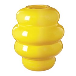 Vase en verre empilable jaune vif de forme arrondie, faisant partie de la collection ikeas nytillverkad.