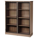 Une armoire en bois LANESUND avec des portes vitrées. Il est brun, rectangulaire et possède plusieurs étagères à l’intérieur.