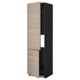 Meuble de cuisine METOD avec portes en brokhult brun clair, debout, doté d’un design moderne et élégant avec des étagères réglables.