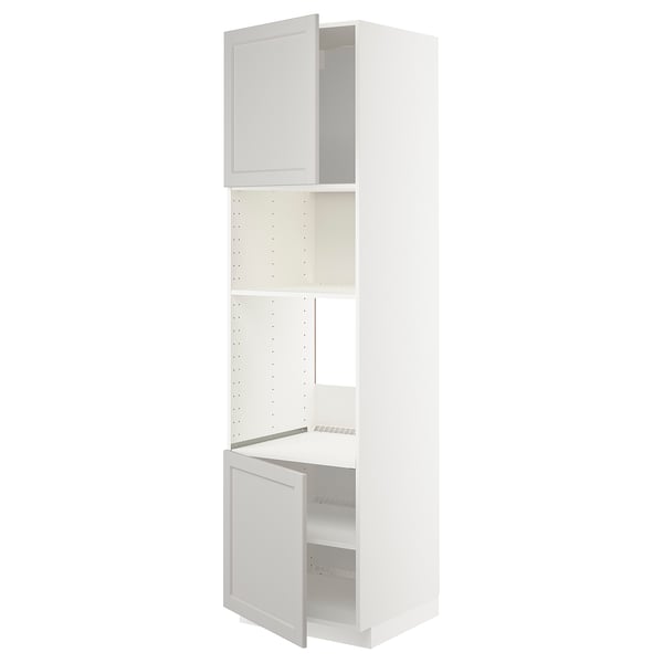 Armoire de cuisine METOD blanche de style traditionnel, porte ouverte, étagères réglables, construction en panneaux de particules et en bouleau.