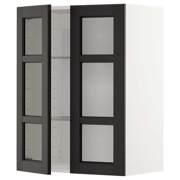 Armoire de cuisine METOD avec portes en vitrail noir et bords biseautés.