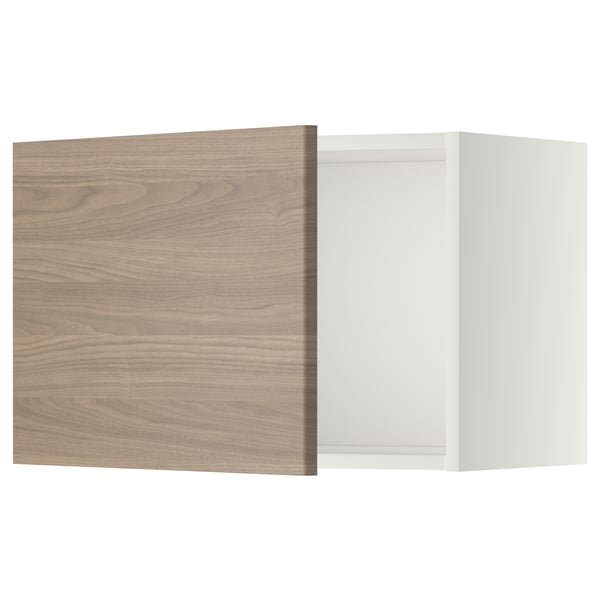 Armoire de cuisine moderne METOD avec finition en bois clair, cadre blanc et porte à motif de noyer.