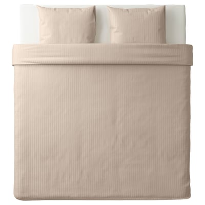 Une parure de lit NATTJASMIN en beige. Il s’agit d’un design lisse et rayé avec un mélange de coton et de lyocell, créant un aspect brillant et doux.