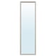 Miroir NYPONBUSKE, cadre beige élégant, forme rectangulaire verticale, design moderne.