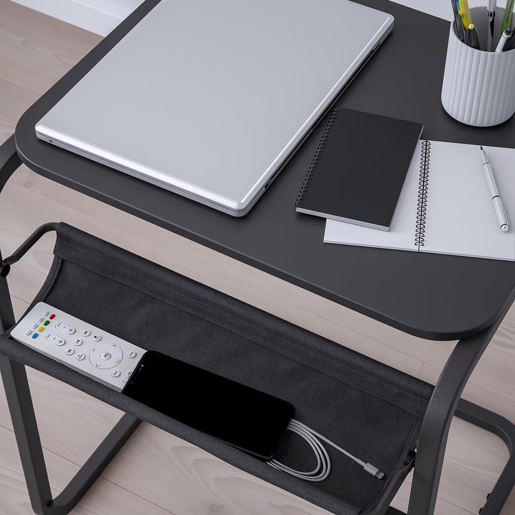 Découvrez ces 21 élégantes tables d’appoint