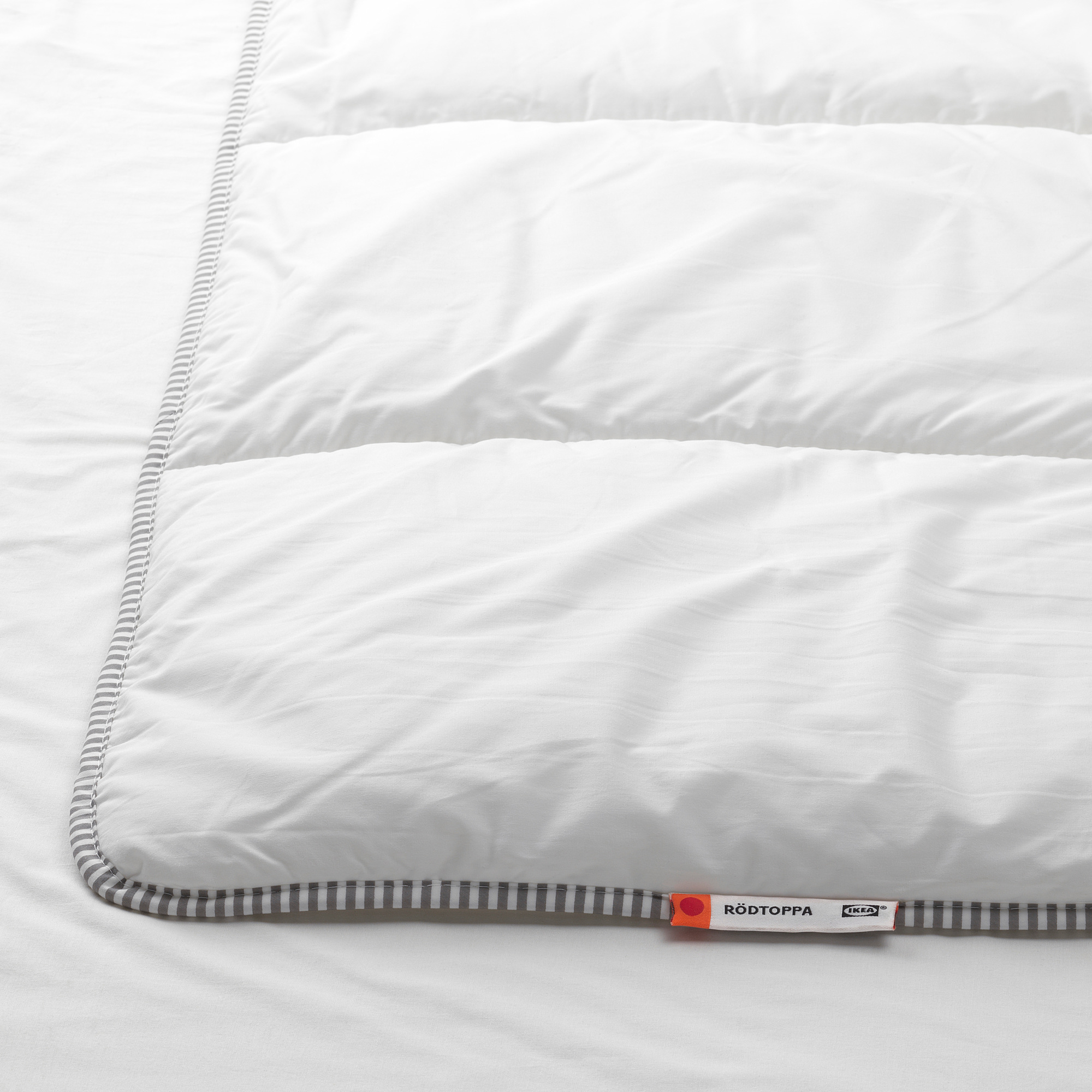 RÖDTOPPA Couette, chaude, 260x240 cm IKEA