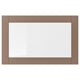 Une porte d’armoire rectangulaire SINDVIK, gris-brun clair avec du verre transparent au centre. Il a des lignes épurées et modernes.