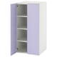 Une armoire SMÅSTAD avec deux portes violettes ouvertes, affichant trois étagères à l’intérieur. Il repose sur des pieds réglables et a un design moderne et adapté aux enfants.