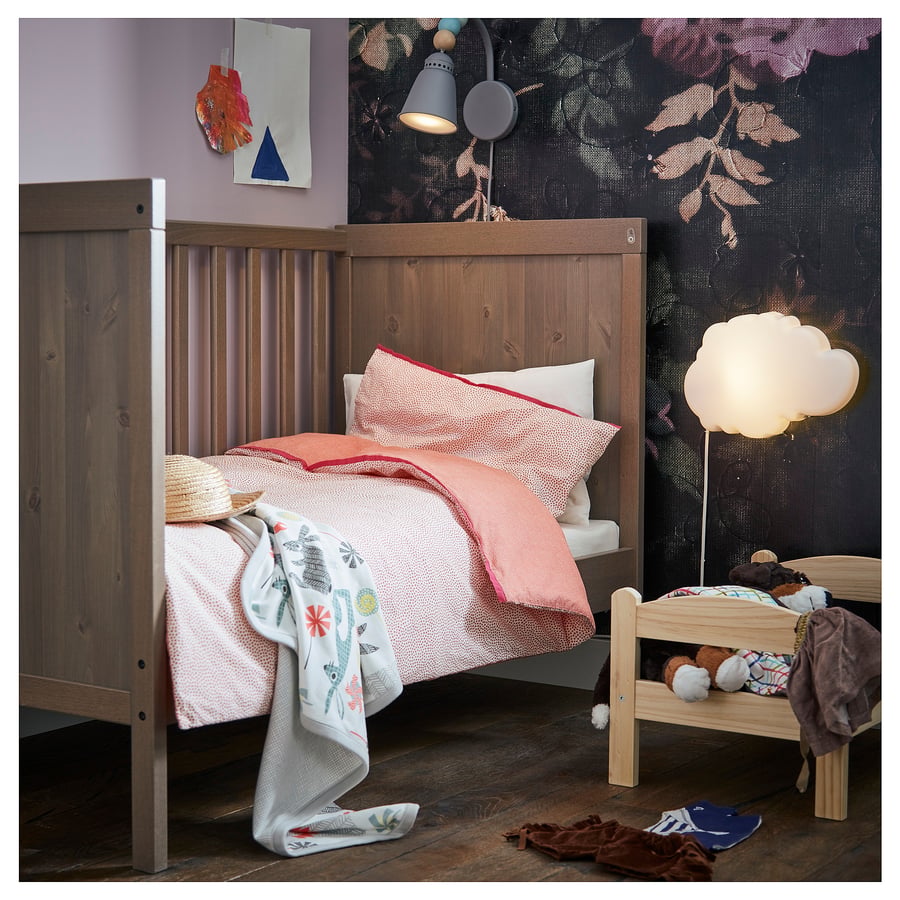 SUNDVIK Lit bébé, gris brun, 60x120 cm, matériau durable IKEA