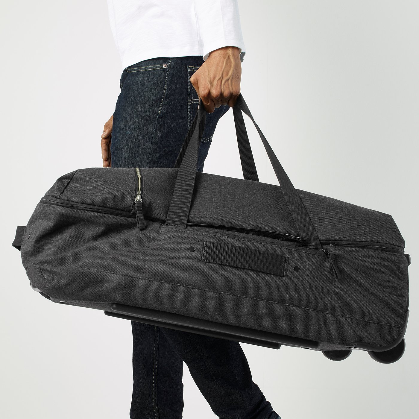 cheap duffle bags with wheels
