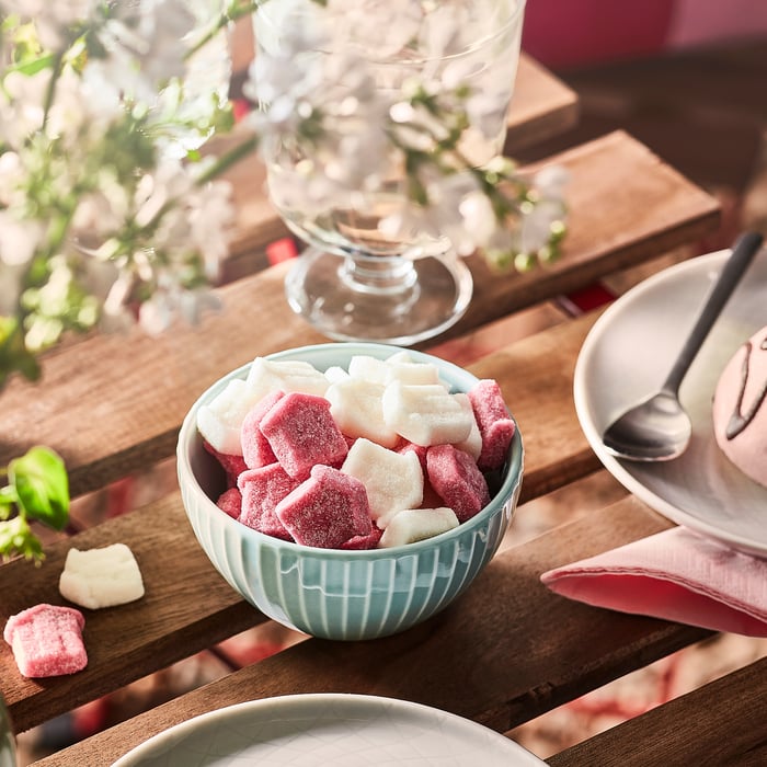 LÖRDAGSGODIS sour foam candy, with pear or forest fruit flavour, 80 g