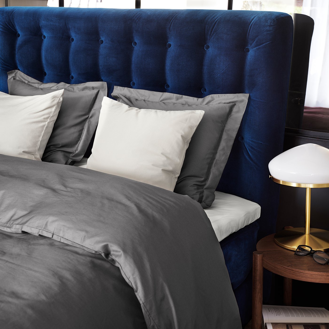 dark gray pillow cases