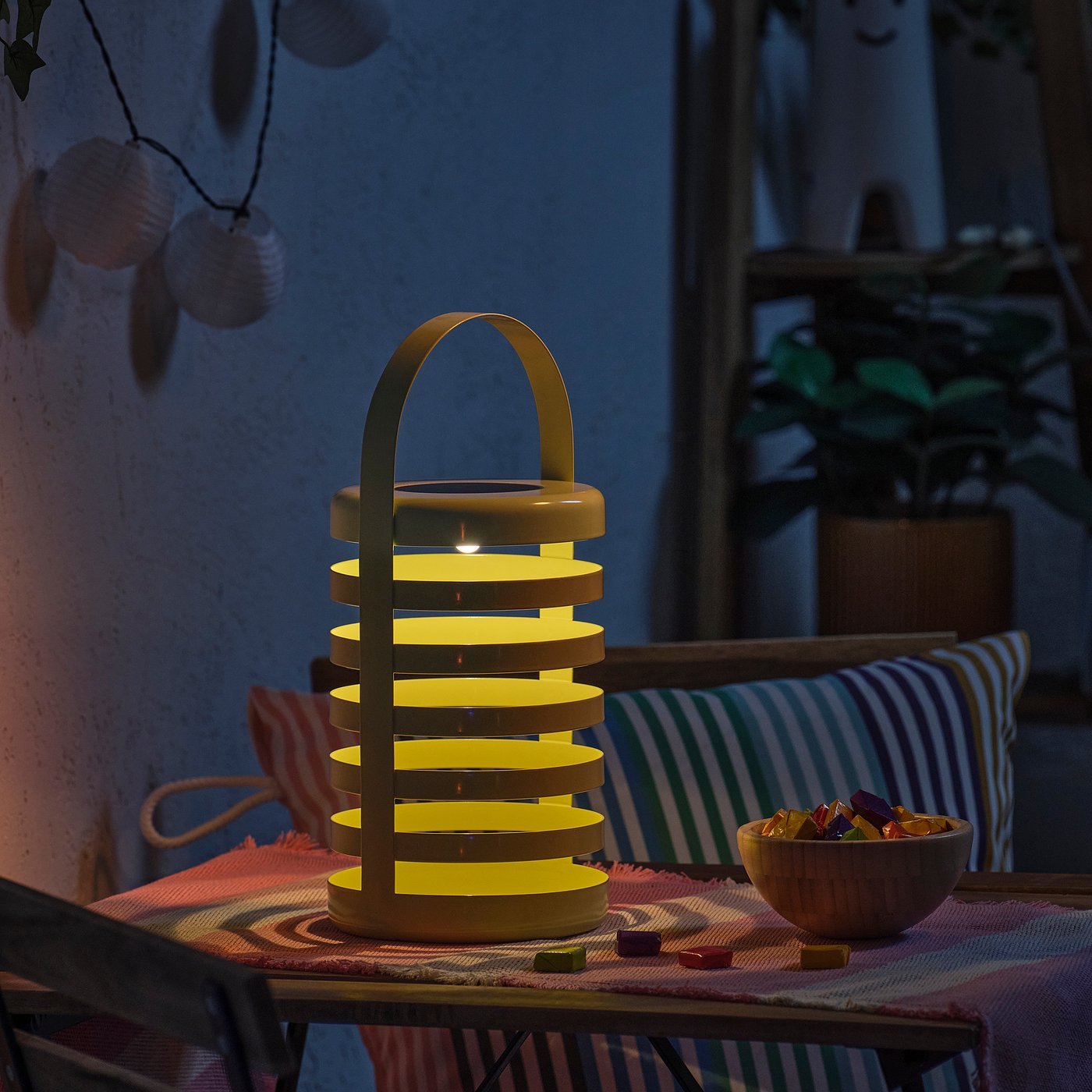 SOLVINDEN LED decorative table lamp, solar-powered stripe/outdoor