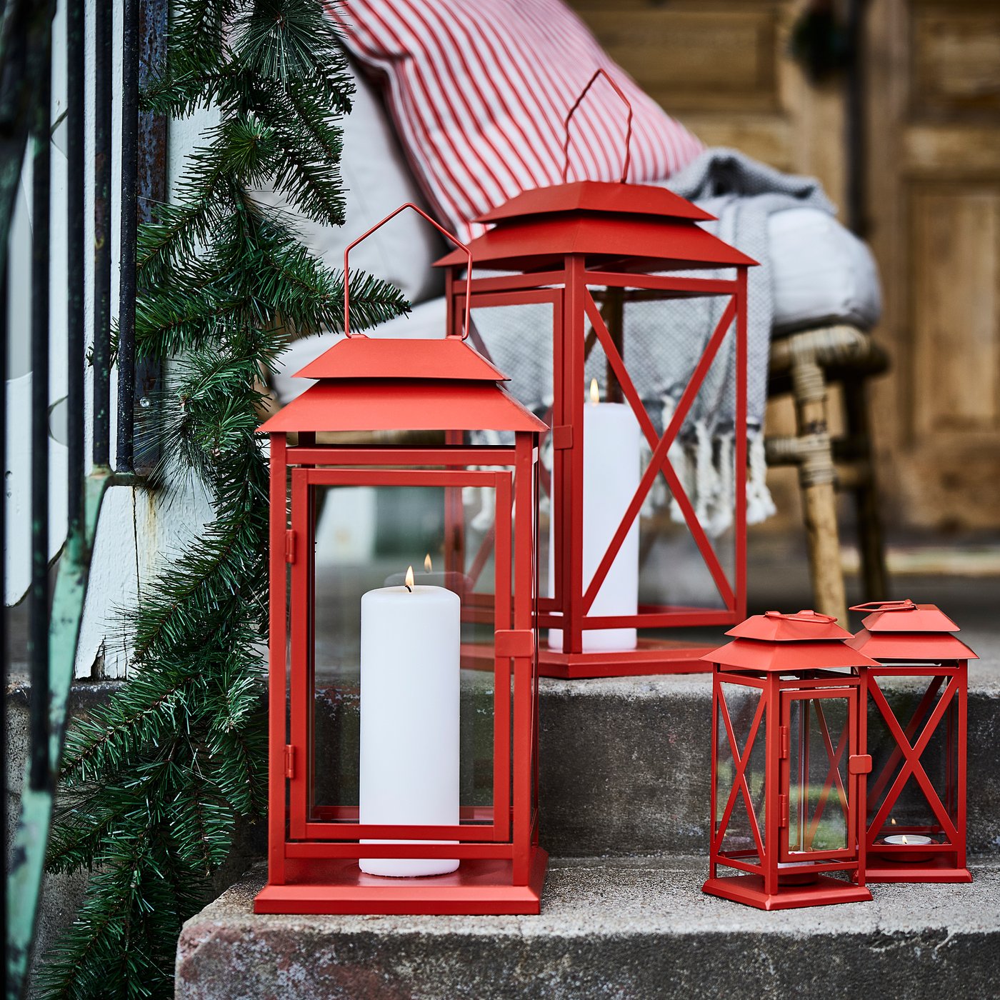 VINTERFINT Christmas lantern for tealight, in/outdoor, bright red