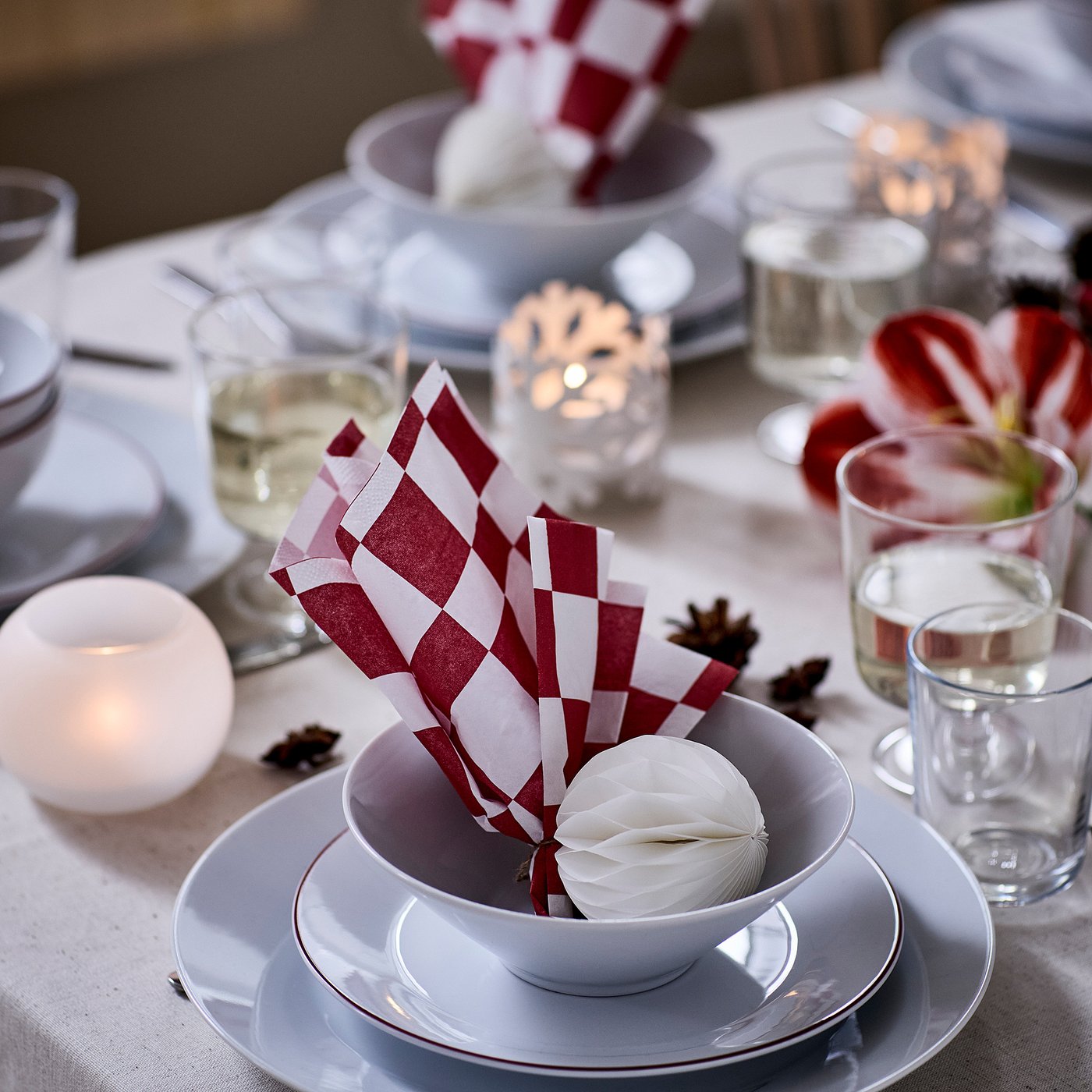 VINTERFINT Christmas paper napkin, check pattern white/red, 33x33