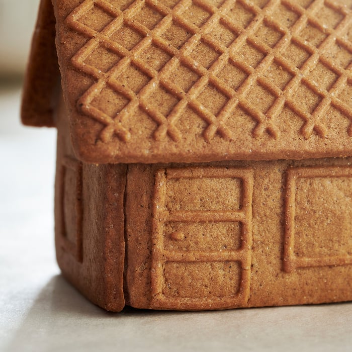 VINTERSAGA Mini gingerbread house, 300 g - IKEA
