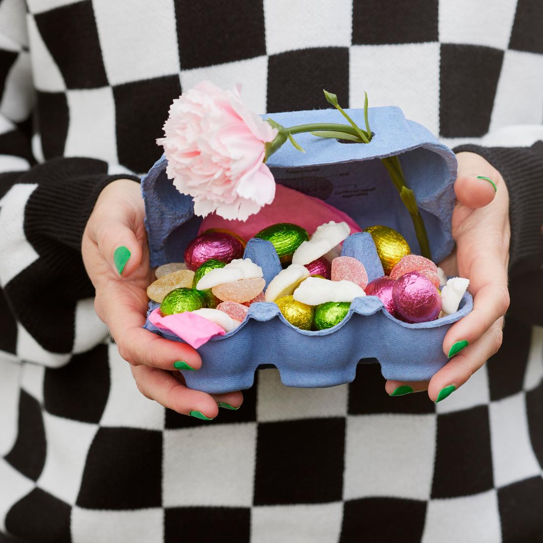 Kinder, bringt uns euer Osternest!