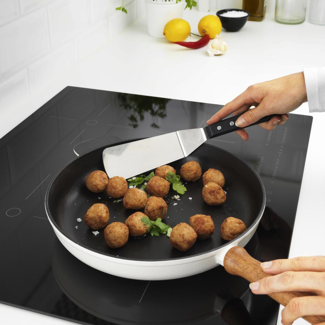 Showcooking in unserer neuen Küchenabteilung