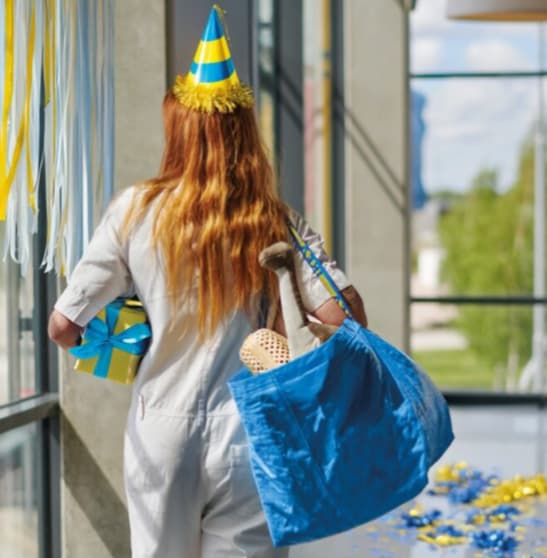 Wimpel aufhängen,10.- Coupon mitnehmen & Gutes tun