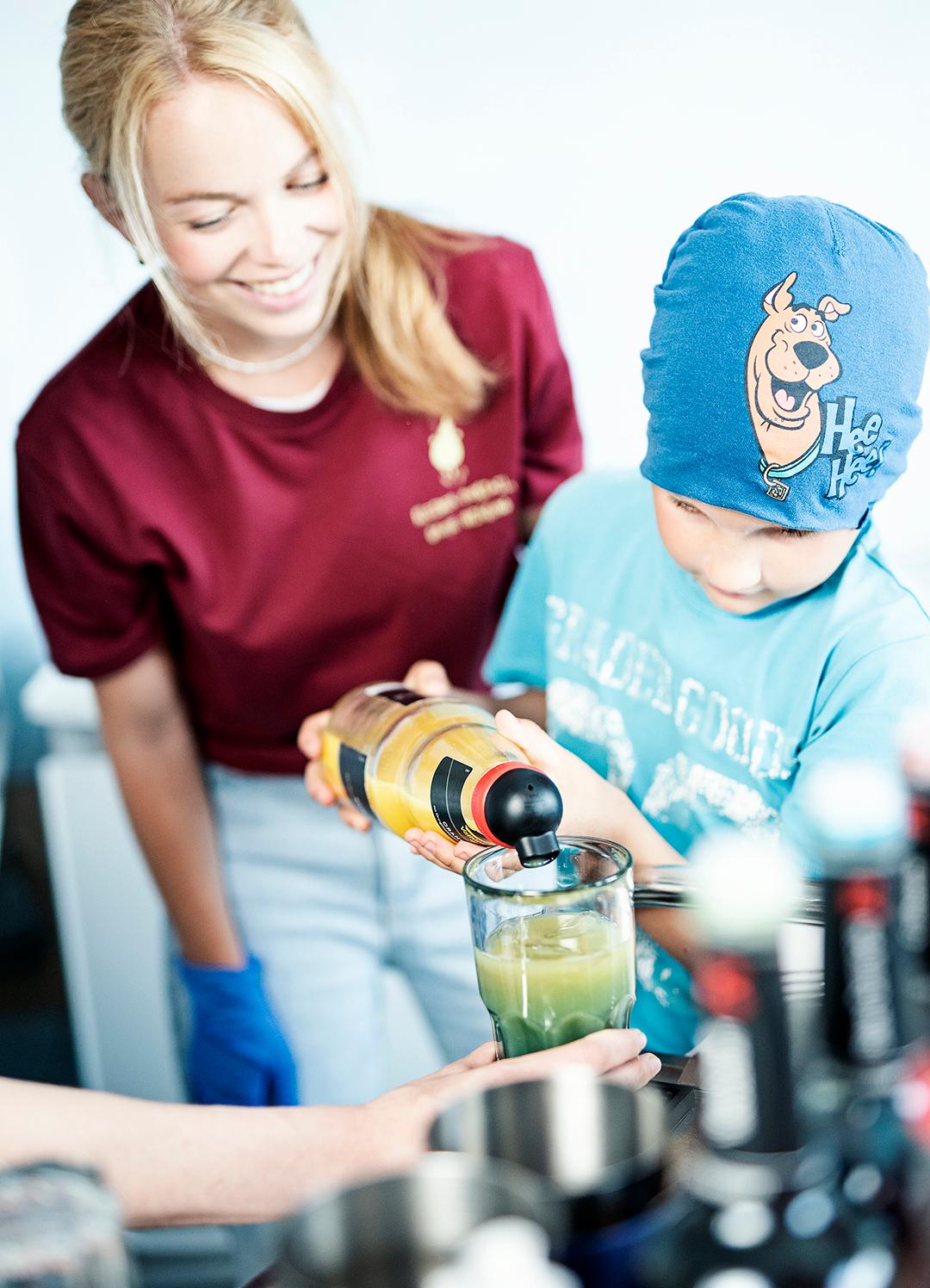 Fruchtcocktails für den guten Zweck