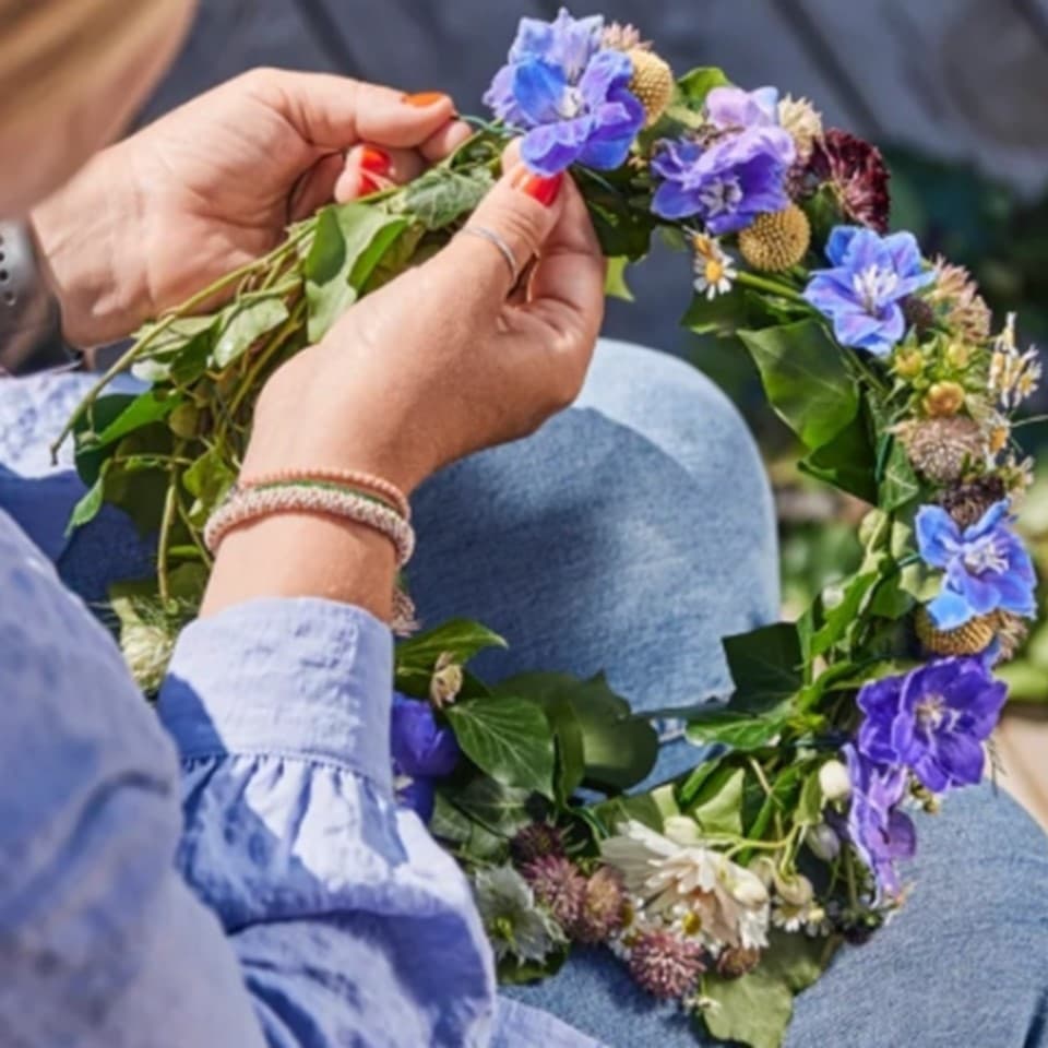 Dein Midsommar-Blumenkranz