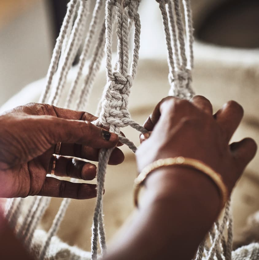 DIY Macramé plant hangers workshop